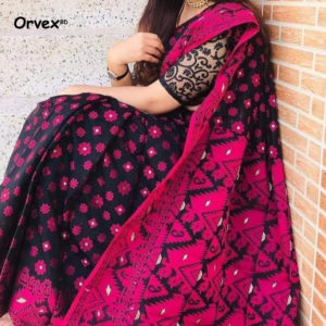 ঐতিহ্যের ছোঁয়া: কালো মেরুন মসলিন জামদানি শাড়ি